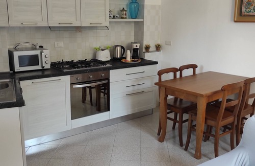 Gorra Villa | Independent house citra No. 009029 LT 1525 code Cin.IT009029C2IFYQ5ST3