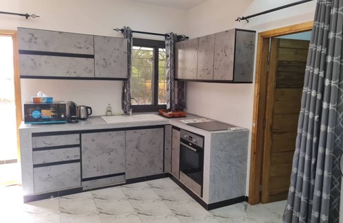 Mbour Apartment | Independent studio in Warang