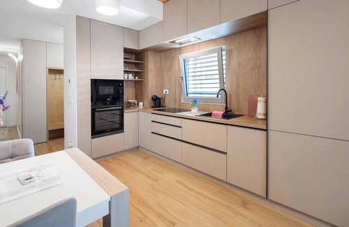 Ceggia House | Independent Villa La Perla