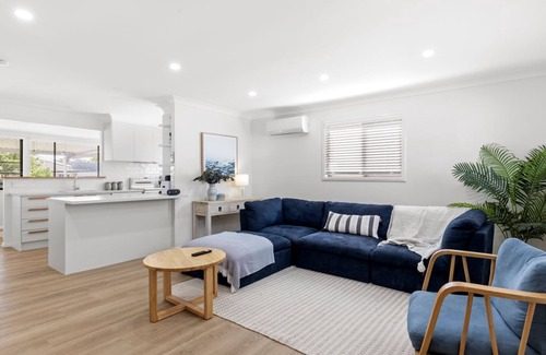 Callala Bay House | Indigo - Pet Friendly - 7 Mins Walk to Beach