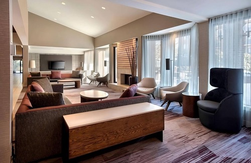 Milford Hotel | Indulge in Home-Like Comfort! w/Pool, Short Drive to Dean Pond, Pet-Friendly!