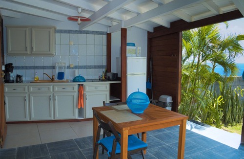 Bouillante House | Infiniti Blue (Case Colibri)