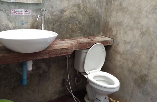 Lao Khwan Hotel | Ingaun Resort