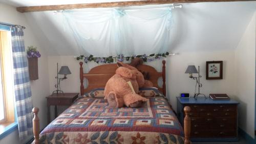 Fletcher Hotel | Inn at Buck Hollow Farm