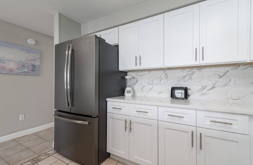 Clipper Cove Condo | Inn at Crystal Beach 108B by Salt Water Vacations