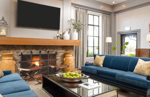 Novato Hotel | Inn Marin and Suites, an Ascend Collection Hotel