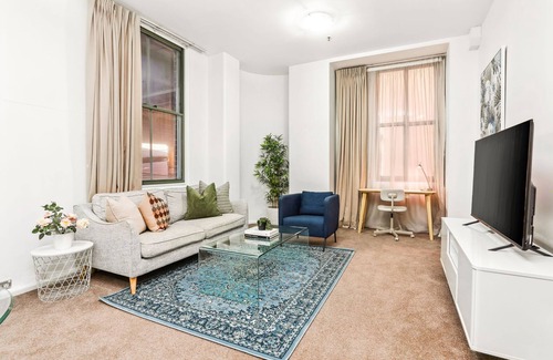 Darling Harbour Apartment | Inner City Retreat 1BD Pyrmont