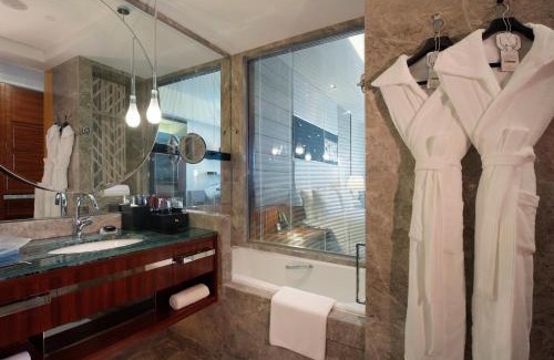 Nanhai Hotel | InterContinental Foshan by IHG - Free Shuttle Bus to Canton Fair