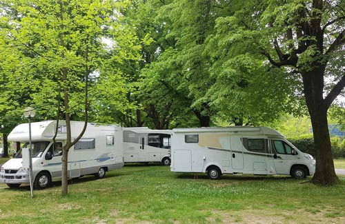 Albate RV Rental | International Camping No Stress