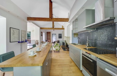 Le Val-Saint-Germain Apartment | Intimate house - 4BR/12P - Le Val-Saint-Germain