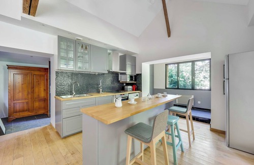 Le Val-Saint-Germain Apartment | Intimate house - 4BR/12P - Le Val-Saint-Germain