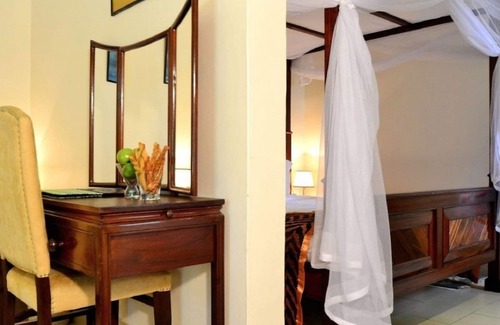 Naivasha Hotel | Intimate Lakeside Room, Ideal Setting for a Relaxing Nature Break | Free Parking