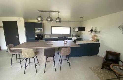 Portbail House | Invitation Bord de mer à Portbail