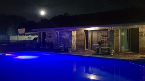 Vanderbijlpark House | Invite Guest House - Self Catering Accommodation in Vanderbijlpark