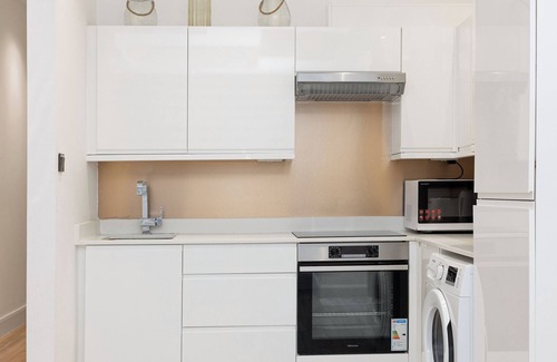 Southfield Apartment | Inviting 2BR flat in Chiswick, 10-minute station