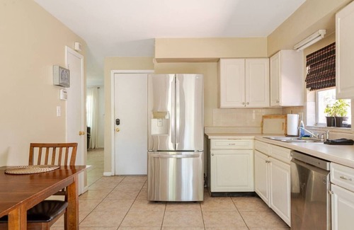 Seminole Heights House | Inviting home w/big yard & walkable neighborhood! 3br/2ba