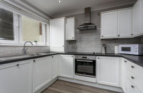 Ayr Apartment | Iona Residence - Donnini Apartments