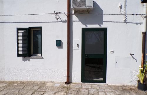 Bernalda House | Ionica 17