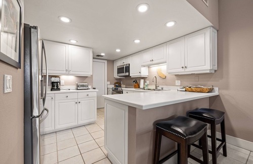 Palm Desert Condo | Ironwood Country Club Palm Desert Darling 2-bd 2-bath corner location