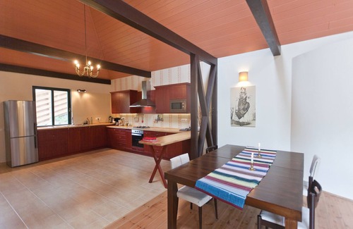 Irota Villa | Irota EcoLodge Middle House