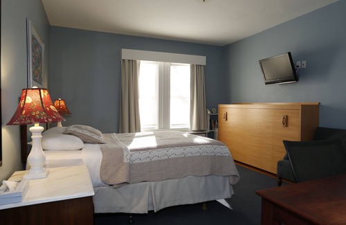 Mid-Cambridge Bed & Breakfast | Irving House At Harvard