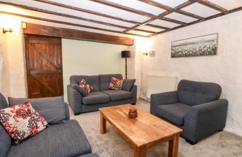 Beddgelert House | Is Y Graig