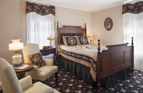 Sandwich Bed & Breakfast | Isaiah Jones Homestead Bed and Breakfast