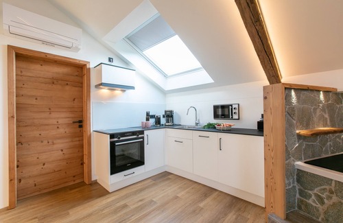 Gaißach Ski Chalet | Isarursprung chalet-style apartment *detached double bathtub with mountain view*