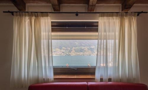 Monte Isola Apartment | IseoLakeRental - La Colombaia