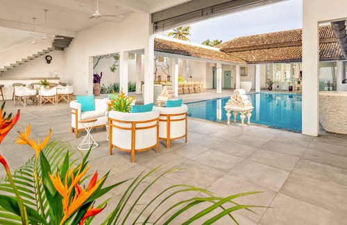 Talpe Villa | Ishq Talpe is an exclusive, luxurious, beach escape in Galle