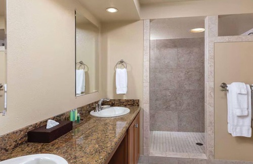 Kahaluu-Keauhou Resort | Island Comfort: 2BR at Wyndham Kona Coast Resort