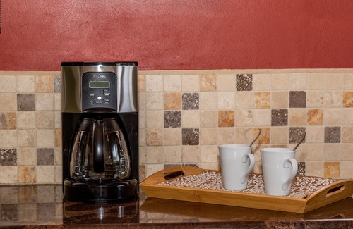 Kamay Apartment | Island Home