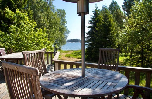 Stavsudda Villa | Island House in the Forest with beach