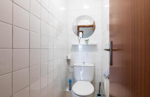 Puig Apartment | Isola Beachside Apartment