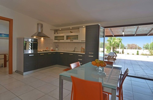 Caucana-finaiti-casuzze-finaiti Nord Villa | Villa Garofani by Villa Plus