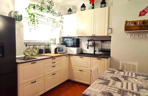 Rosignano Solvay Apartment | Ilmareaduepassi, Accogliente ed Elegante Appartamento a Pochi Passi dal Mare