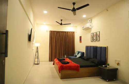 Murbad Apartment | Ivy Bliss Studio with Private Pool, B 06, Karjat