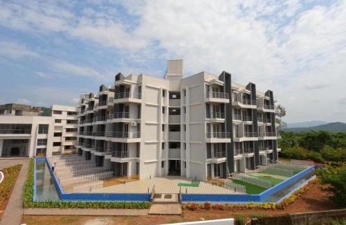 Murbad Apartment | Ivy Bliss Studio with Private Pool, B 06, Karjat