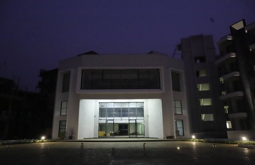 Karjat Apartment | Ivy Bliss Studios 06 with Pool, Karjat