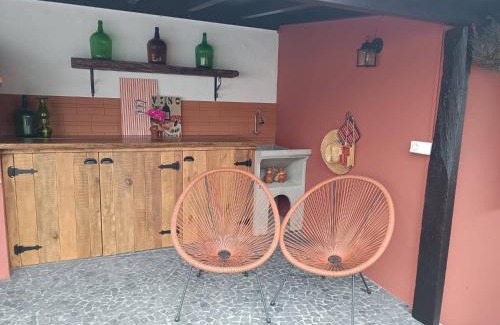 Canhas House | Izzys Place by ESCAPE to Madeira