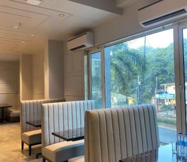 Jogeshwari West Hotel | J Hotel and Banquets