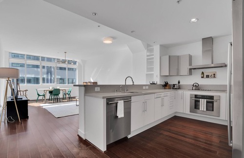 Hayes Valley Apartment | Jackson Square/Barbary Coast Living