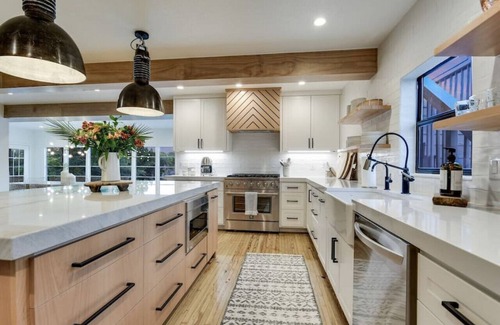 Wimberley House | Jacob's Well Vineyard