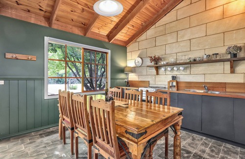 Jamieson Cottage | Jamieson Cottage 1 - By the River