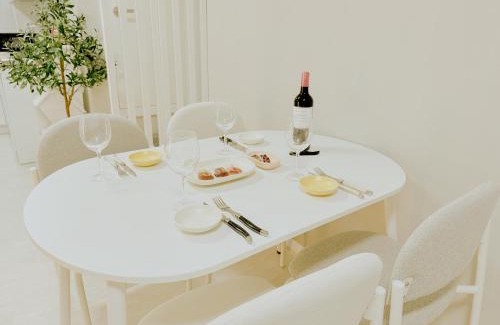 Pangiil-tong Apartment | Jamsil N Stay