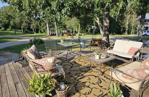 St. Francisville Apartment | Jasperilla Music Loft