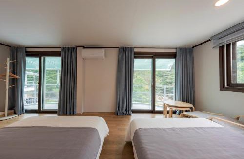 Jecheon House | Jecheon Sanjoong Dayeon Pension