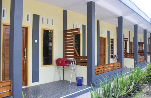 Batu Karas House | Jelajah Batukaras