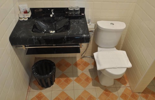 Champasak Hotel | Jenda the views