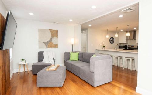 Federal Hill Apartment | Jennifer's Penthouse 2 Floor Apartment - Amazing City View